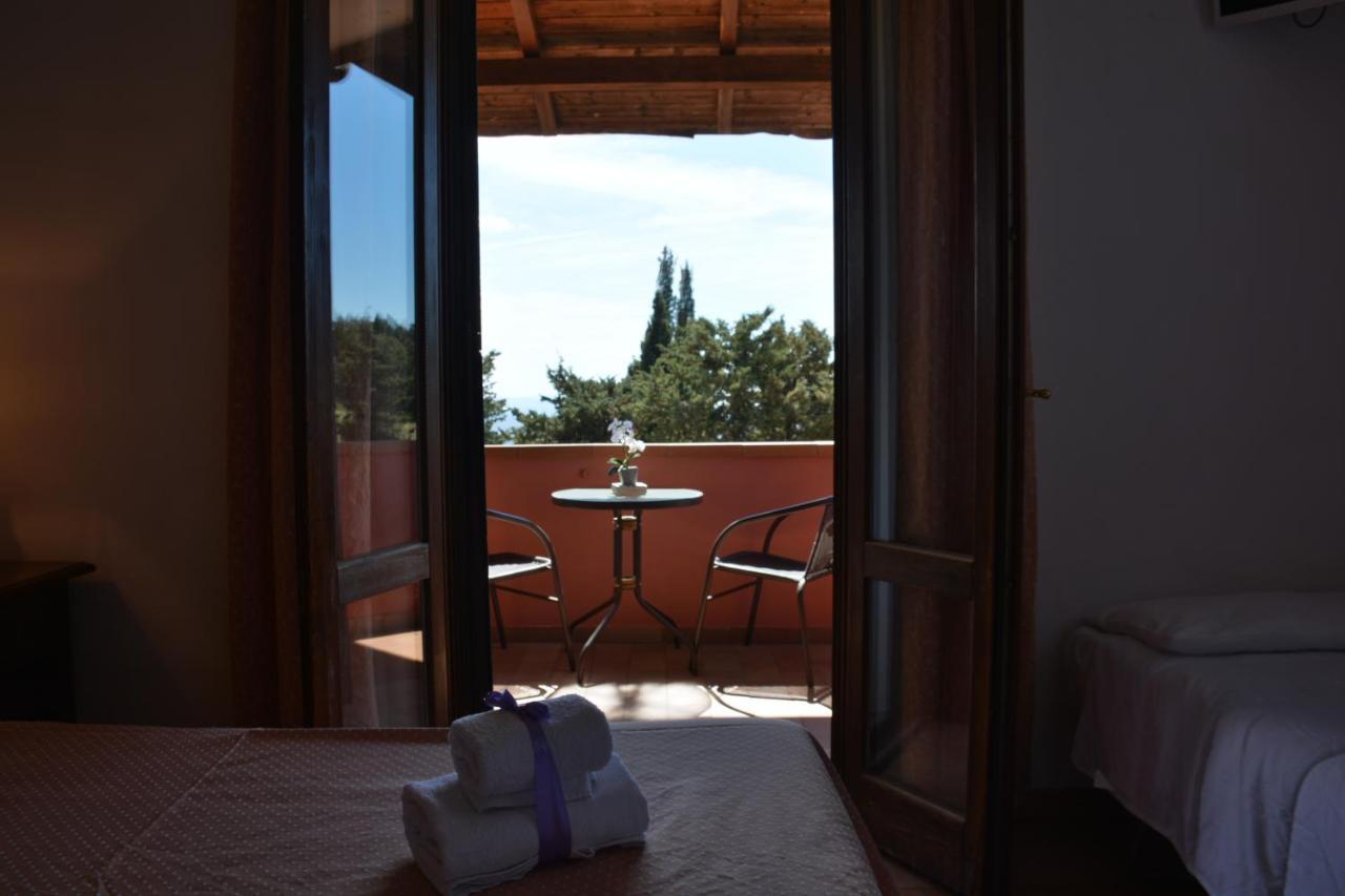 Hotel Villa Paradiso Riparbella Exterior photo